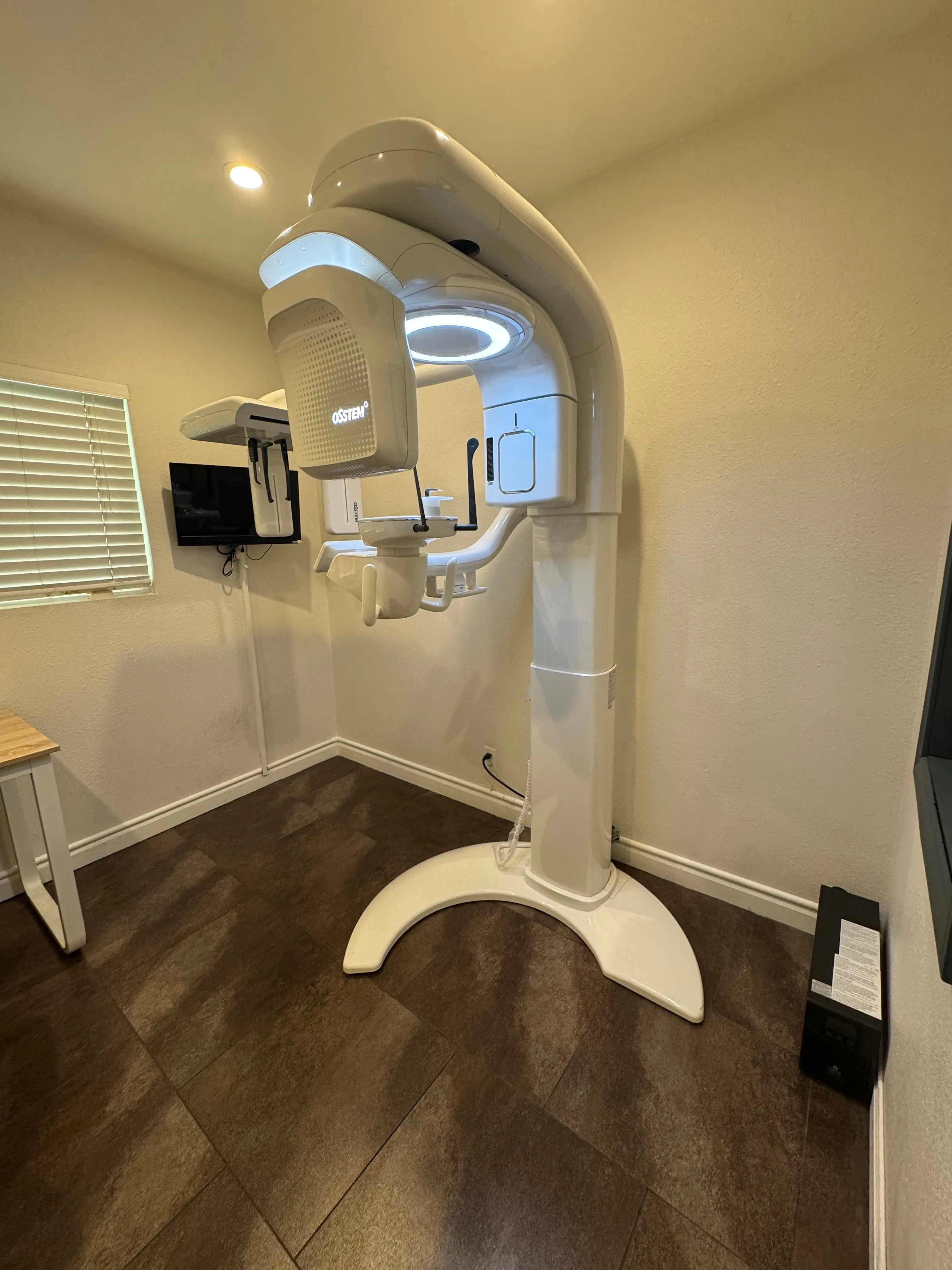 Cone-beam CT (CBCT) scanner used for 3-D implant and surgical planning