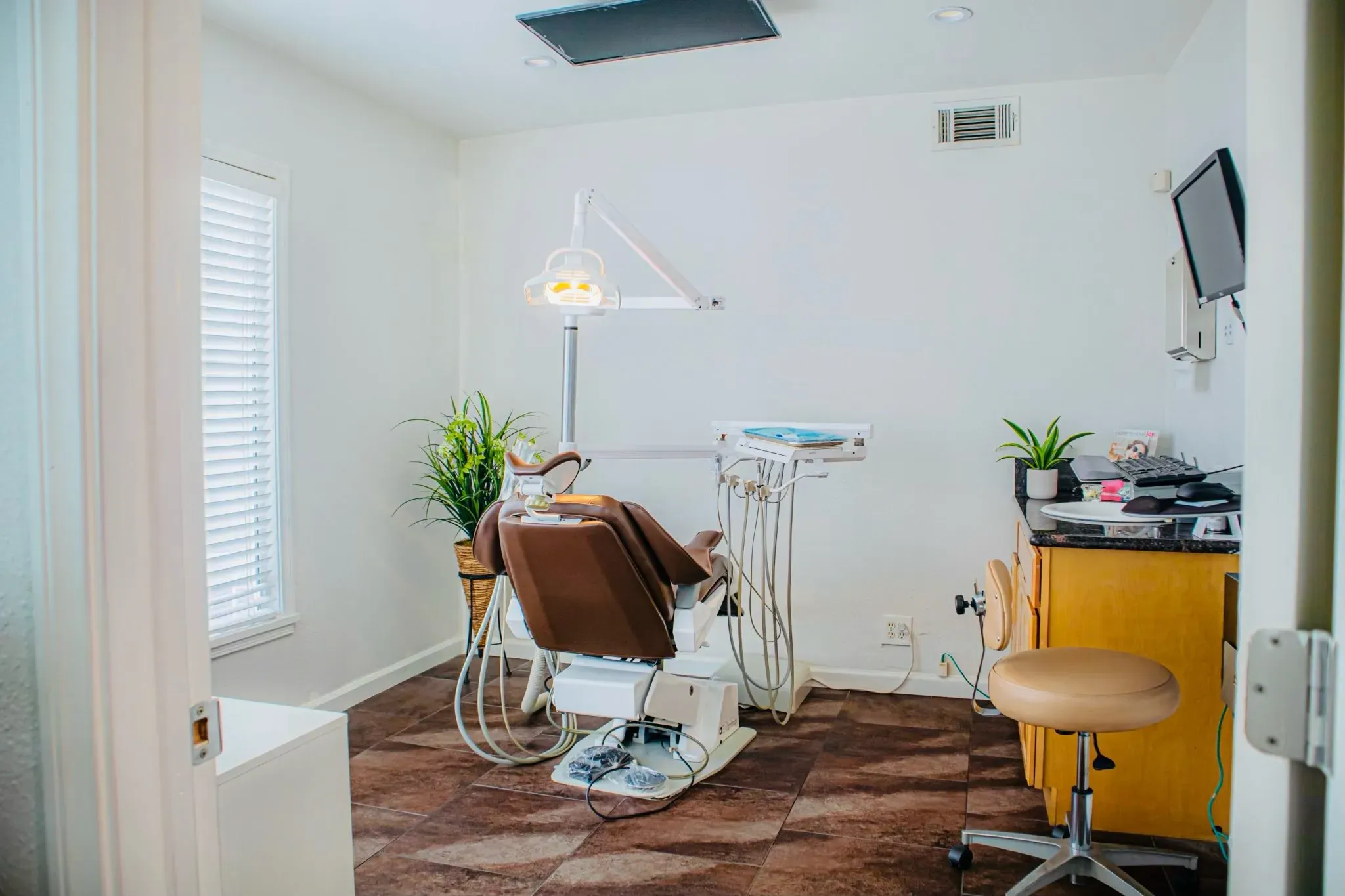 A modern Care Dental treatment room